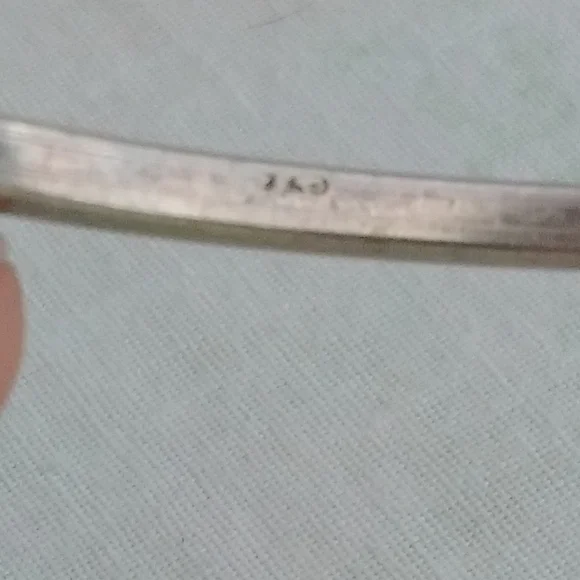 Vintage Silver Onyx Hinge Bracelet - Picture 4 of 12